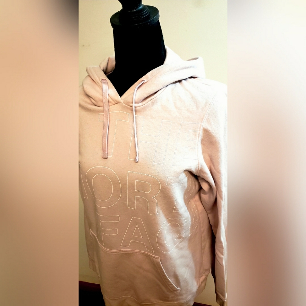 THE NORTH FACE Pink Hoodie